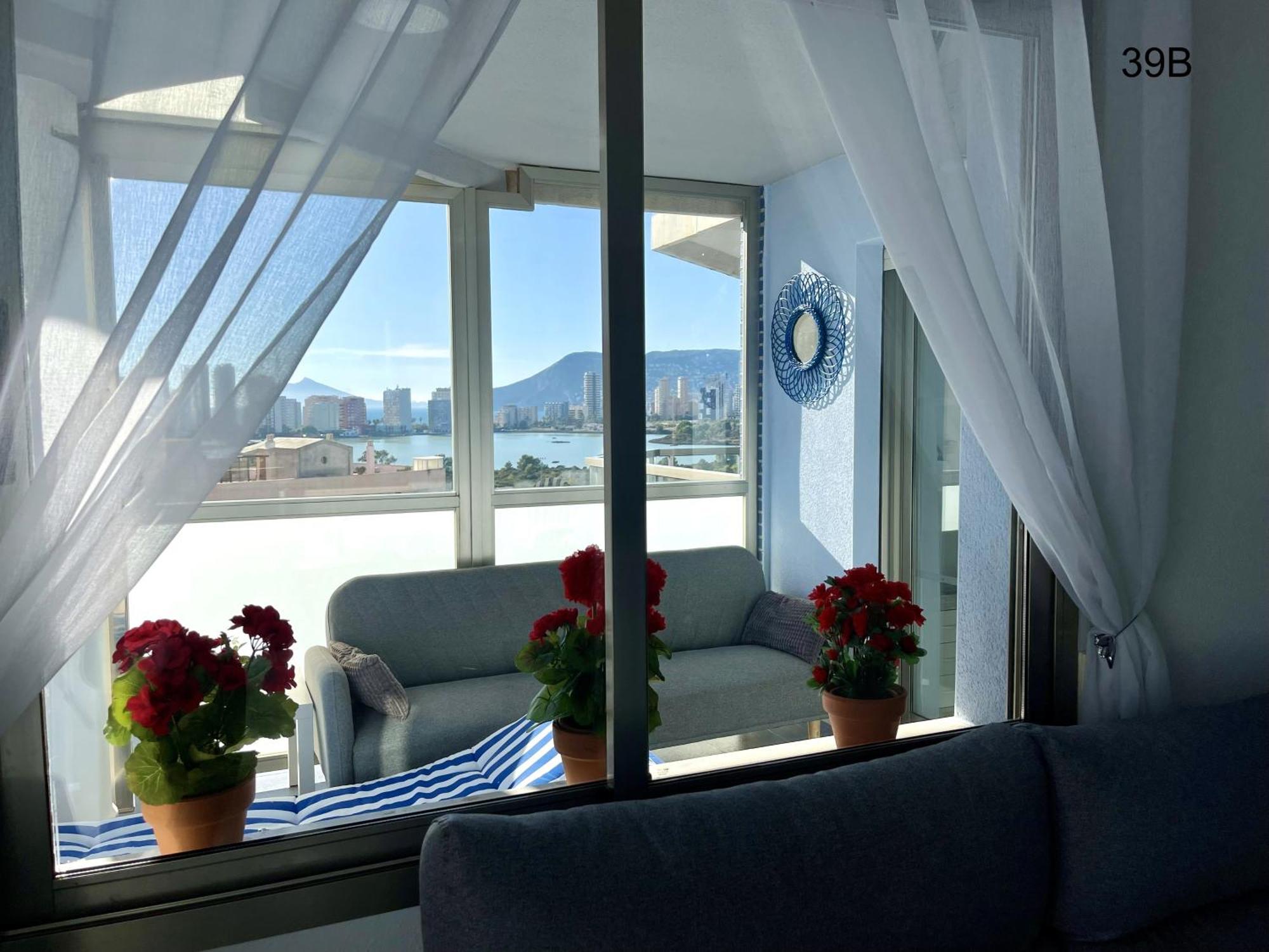 Timora Sea View New Apart' Hipocampos カルプ 部屋 写真