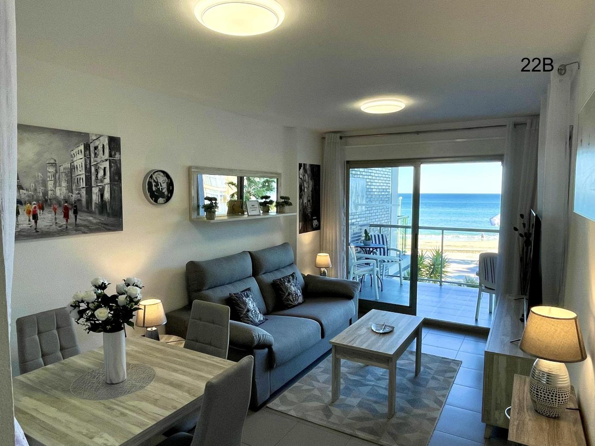 Timora Sea View New Apart' Hipocampos カルプ 部屋 写真