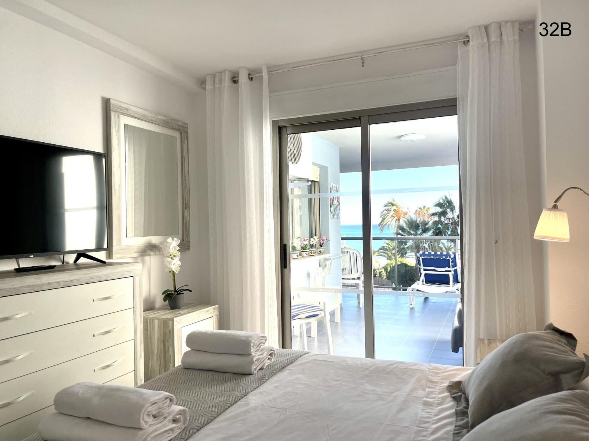 Timora Sea View New Apart' Hipocampos カルプ 部屋 写真